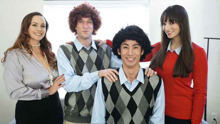 [MomSwap] - Professional Stepmom Porn with Cinematic Story - Lexi Luna - Bella Rossi - Cody Carter - David Lee